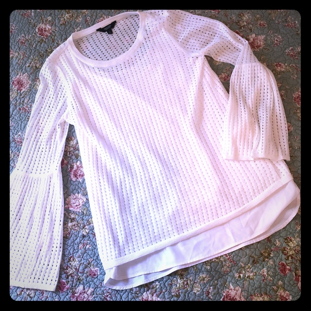 EUC Beautiful Simply Vera Top